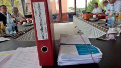 Konflikte mit Milan, Auerhahn &amp; Co verzögerten